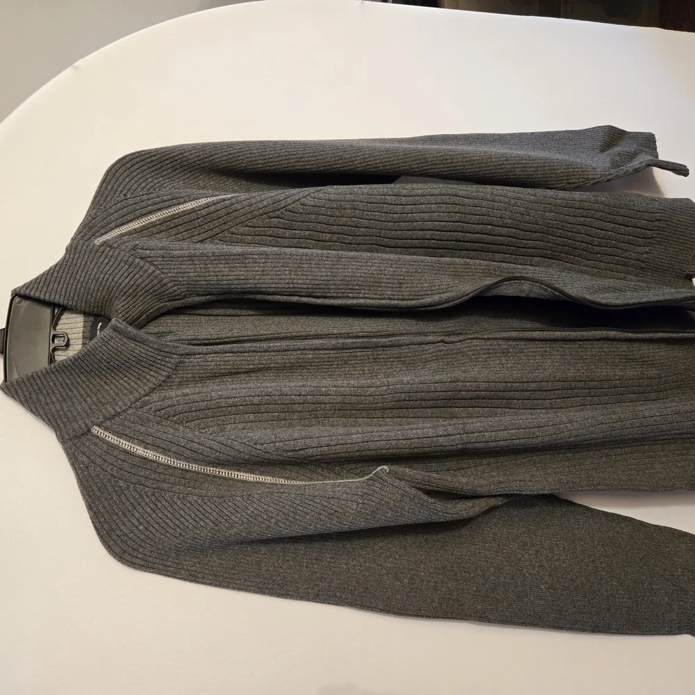 Gray Ribbed Zip-Up Sweater - Picture 1 of 1